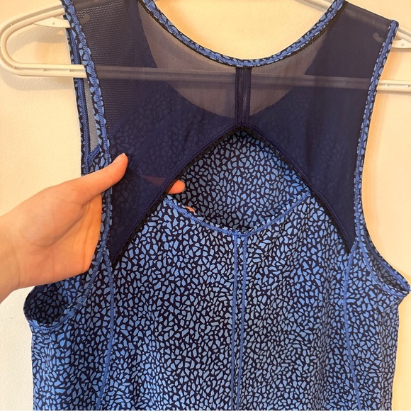 Lululemon Sculpt Tank in Miss Mosaic Hero Blue - Picture 6 of 7